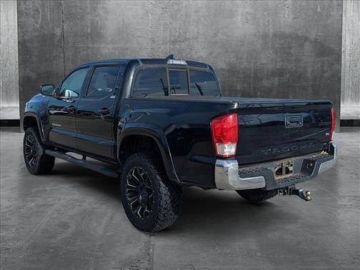 2017 Toyota Tacoma SR5
