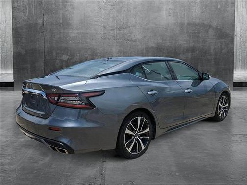 2023 Nissan Maxima SV