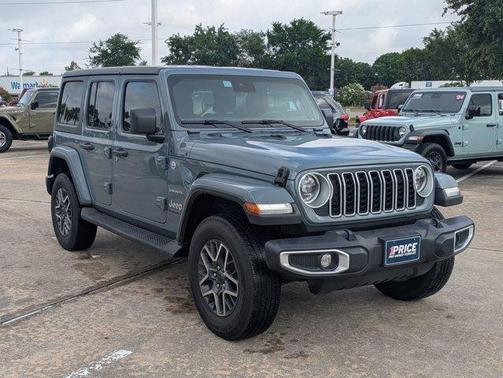Anvil Clearcoat 2024 Jeep Wrangler Sahara