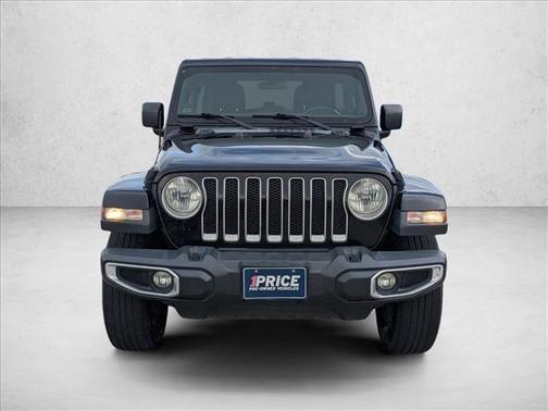 Black Clearcoat 2020 Jeep Wrangler Unlimited Sahara