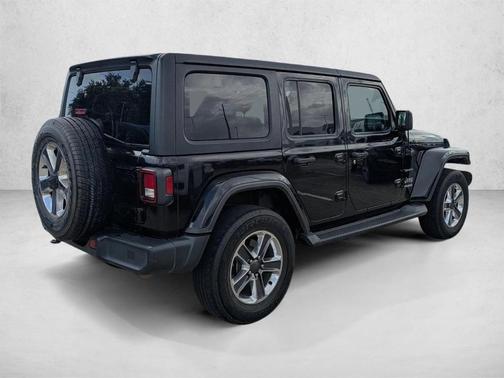 Black Clearcoat 2020 Jeep Wrangler Unlimited Sahara