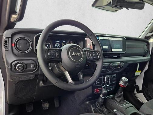 Bright White Clearcoat 2026 Jeep Wrangler Rubicon
