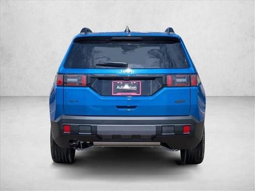 Hydro Blue Pearlcoat 2026 Jeep Cherokee Overland