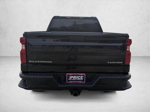 2025 Chevrolet Silverado 1500 Custom