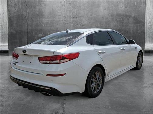 2019 Kia Optima LX