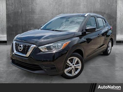 2019 Nissan Kicks S