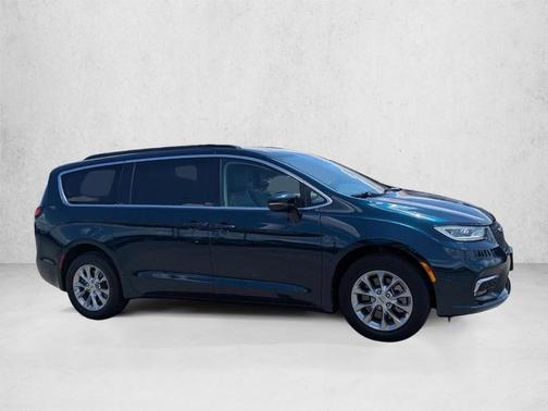 Fathom Blue Pearlcoat 2022 Chrysler Pacifica Touring-L