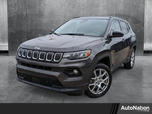 2022 Jeep Compass Latitude Lux