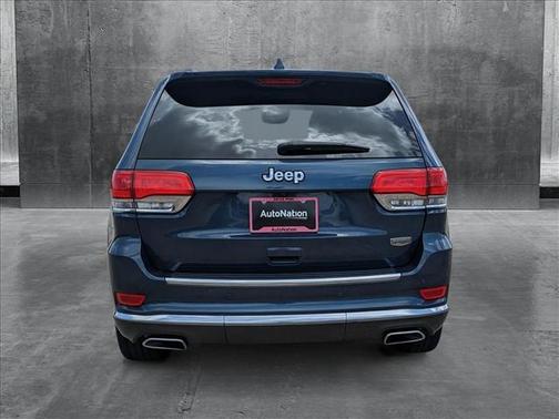 2020 Jeep Grand Cherokee Summit