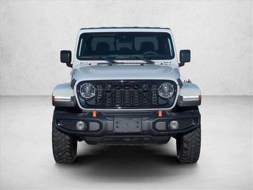 2024 Jeep Gladiator Sport