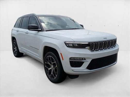 2025 Jeep Grand Cherokee Summit