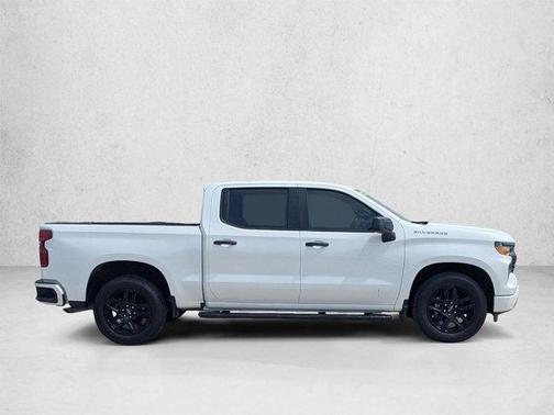 Summit White 2024 Chevrolet Silverado 1500 Custom
