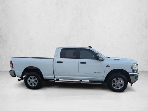 Bright White Clearcoat 2024 RAM 2500 Big Horn