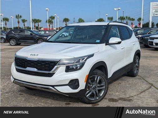 2023 Kia Seltos S