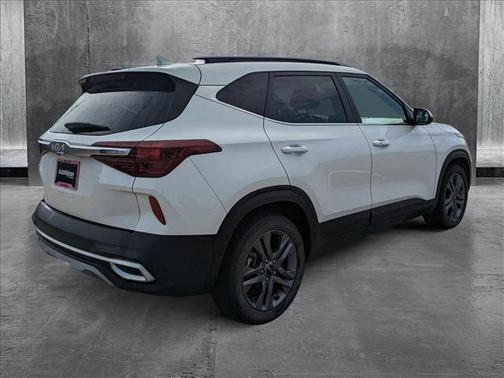 2023 Kia Seltos S