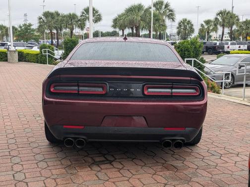Octane Red Pearlcoat 2021 Dodge Challenger SRT Hellcat