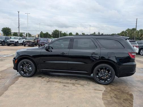 DB Black Clearcoat 2026 Dodge Durango GT