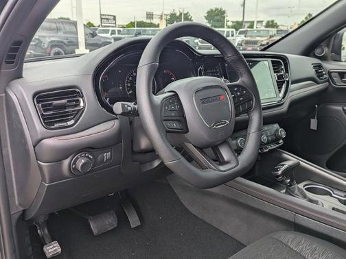 DB Black Clearcoat 2026 Dodge Durango GT