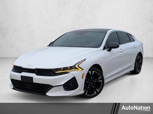 Glacial White Pearl 2024 Kia K5 GT-Line