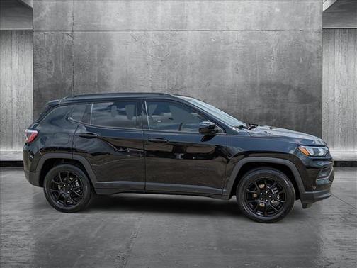 2022 Jeep Compass Altitude