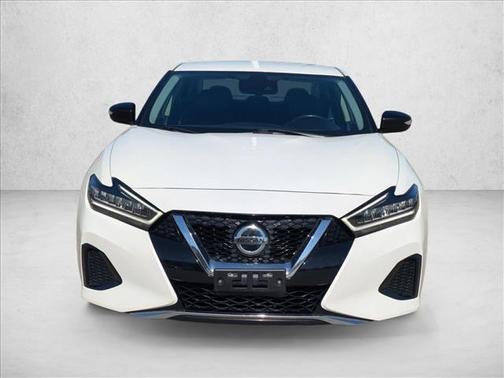 2022 Nissan Maxima SV