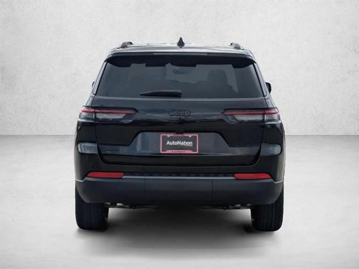 Diamond Black 2026 Jeep Grand Cherokee L Laredo