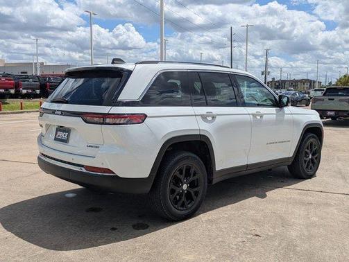 2022 Jeep Grand Cherokee Limited