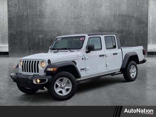 2023 Jeep Gladiator Sport