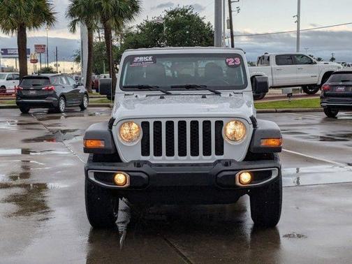 2023 Jeep Gladiator Sport