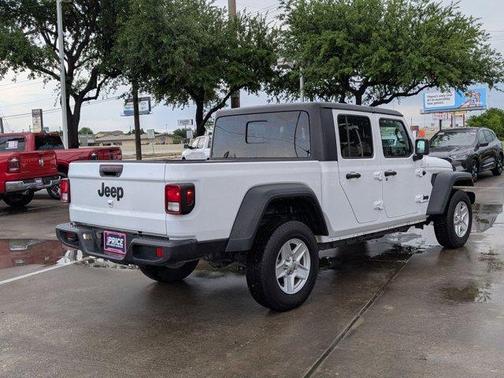 2023 Jeep Gladiator Sport