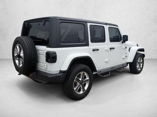Bright White Clearcoat 2023 Jeep Wrangler Sahara