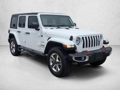 Bright White Clearcoat 2023 Jeep Wrangler Sahara