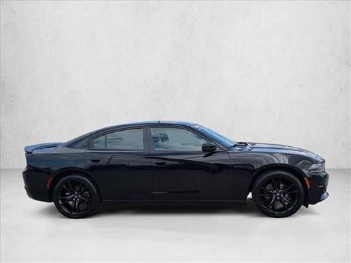 2018 Dodge Charger SXT