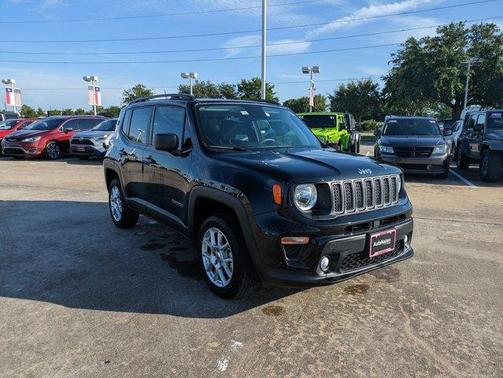 2023 Jeep Renegade Latitude