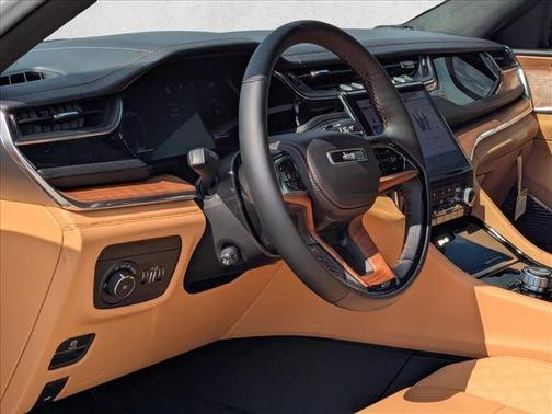 2025 Jeep Grand Cherokee L Summit