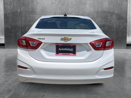 2019 Chevrolet Cruze LS