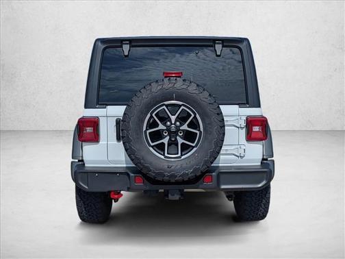 Bright White Clearcoat 2026 Jeep Wrangler Rubicon
