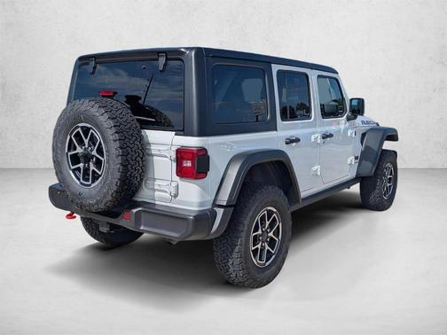 Bright White Clearcoat 2026 Jeep Wrangler Rubicon