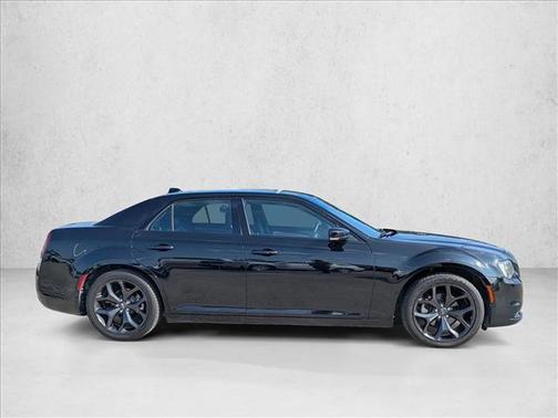 2021 Chrysler 300 S