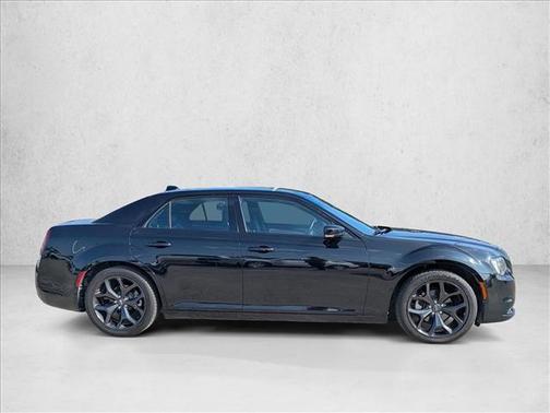 2021 Chrysler 300 S