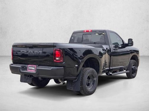 Diamond Black 2026 RAM 3500 Tradesman