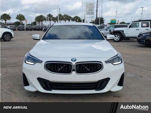 Alpine White 2024 BMW 230 i