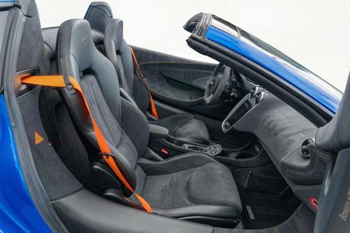 2020 McLaren 600LT Base