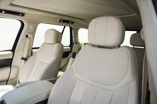 2023 Land Rover Range Rover P530 SE