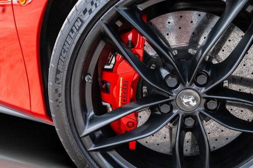 2016 Ferrari 488 Spider Base