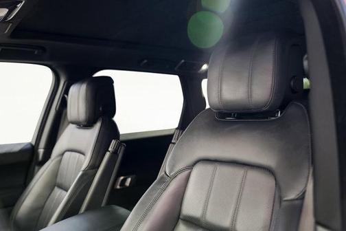 2022 Land Rover Range Rover Sport HSE Silver Edition