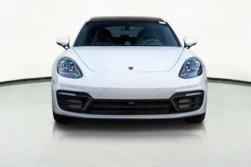 2022 Porsche Panamera Platinum Edition