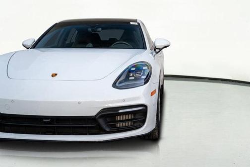 2022 Porsche Panamera Platinum Edition