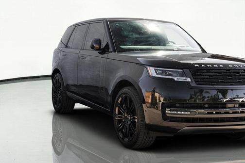 2023 Land Rover Range Rover P530 SE
