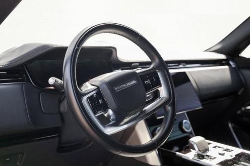 2023 Land Rover Range Rover P530 SE